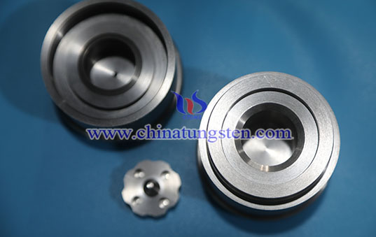Tungsten Alloy Isotope Shielding Container Picture