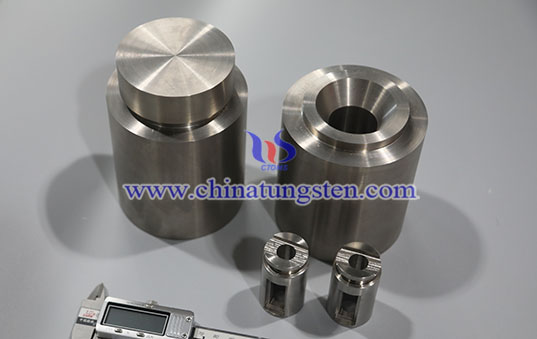 Tungsten Alloy Radiopharmaceutical Shielding Containers Picture
